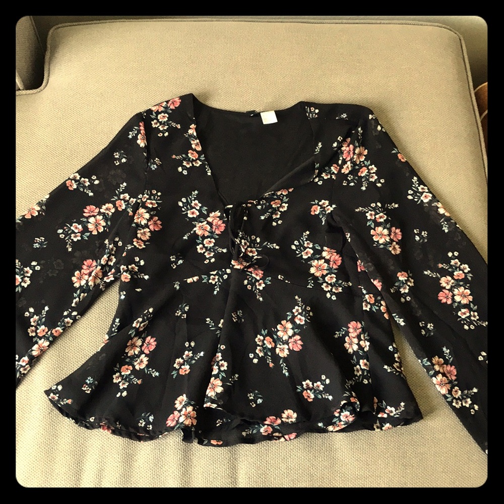 Long sleeved flowy blouse